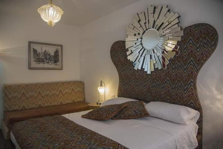 Central Station Rooms Mestre Bagian luar foto
